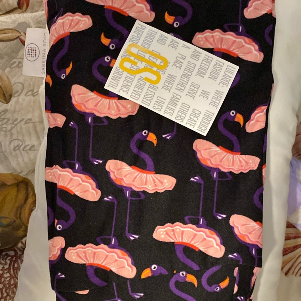 Lularoe Flamingo leggings